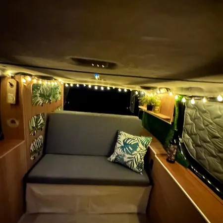 Camper Van The Blue Whale Campingplatz *